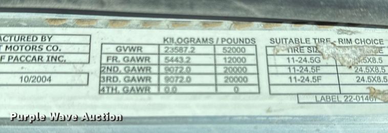 image for item EJ3083 2005 Peterbilt 378 dump truck