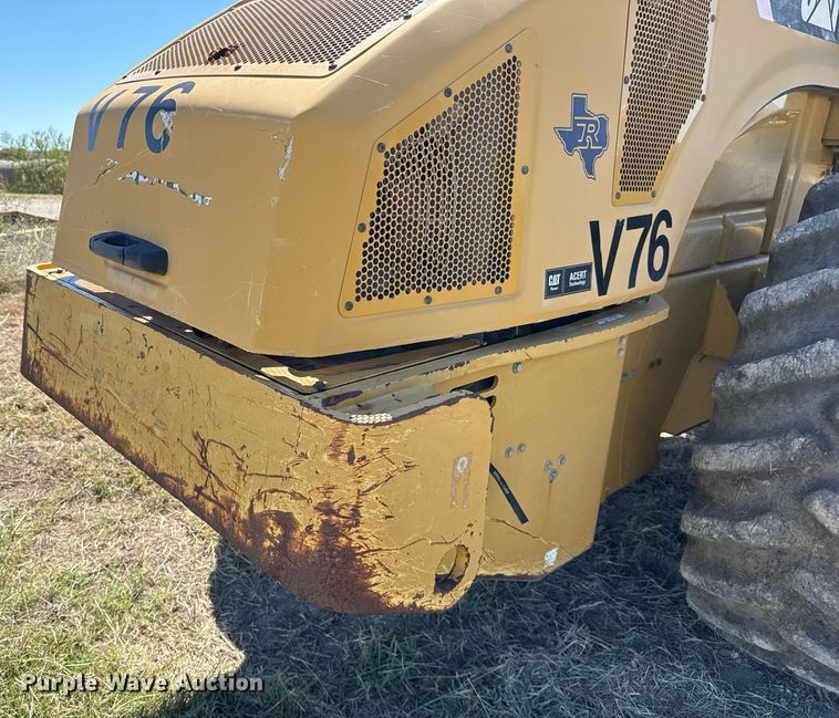 image for item EJ3084 2011 Caterpillar CP56 single drum vibratory roller