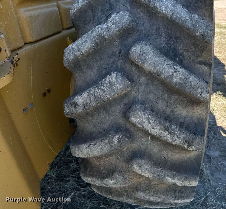 image for item EJ3084 2011 Caterpillar CP56 single drum vibratory roller