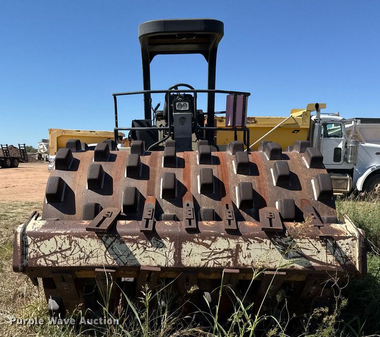 image for item EJ3085 2001 Ingersoll-Rand SD-100F PROPAC single drum roller