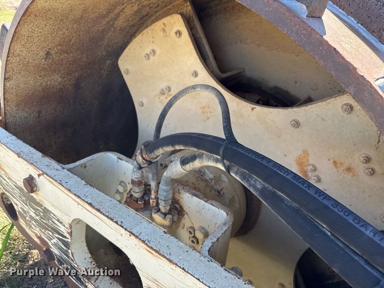 image for item EJ3085 2001 Ingersoll-Rand SD-100F PROPAC single drum roller