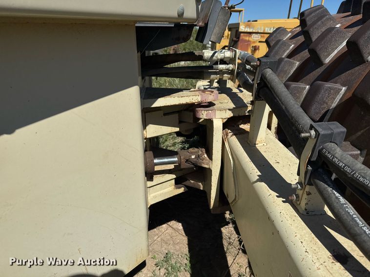 image for item EJ3085 2001 Ingersoll-Rand SD-100F PROPAC single drum roller