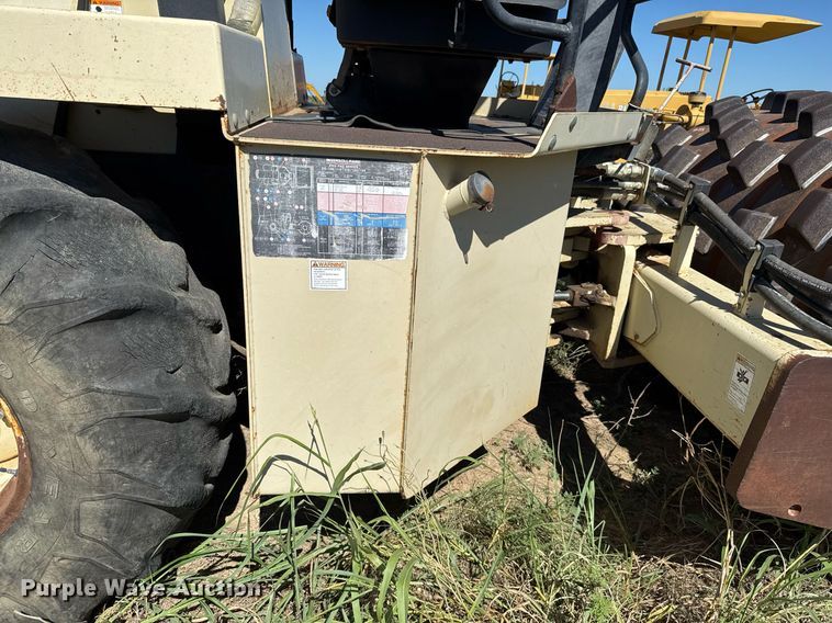 image for item EJ3085 2001 Ingersoll-Rand SD-100F PROPAC single drum roller