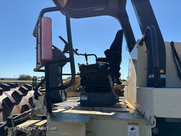 image for item EJ3085 2001 Ingersoll-Rand SD-100F PROPAC single drum roller