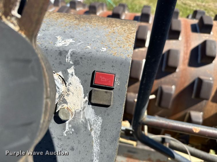 image for item EJ3085 2001 Ingersoll-Rand SD-100F PROPAC single drum roller