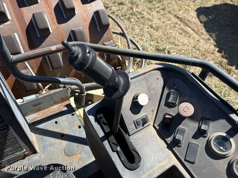 image for item EJ3085 2001 Ingersoll-Rand SD-100F PROPAC single drum roller