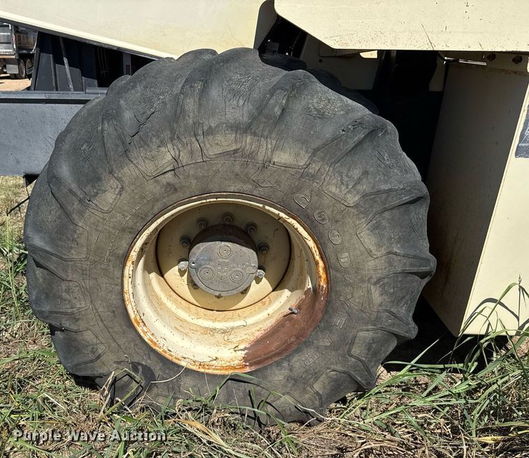 image for item EJ3085 2001 Ingersoll-Rand SD-100F PROPAC single drum roller