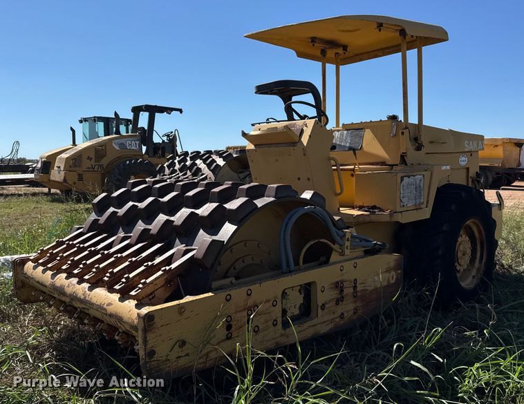 image for item EJ3086 Sakai SV70T single drum vibratory roller