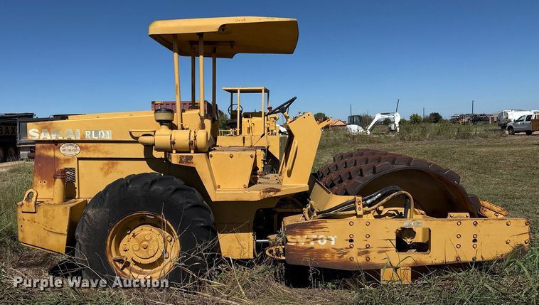 image for item EJ3086 Sakai SV70T single drum vibratory roller