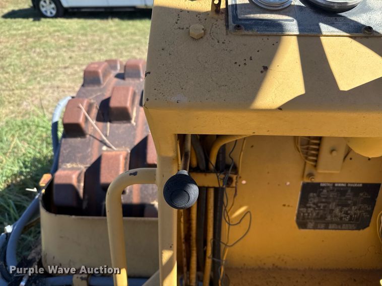 image for item EJ3086 Sakai SV70T single drum vibratory roller