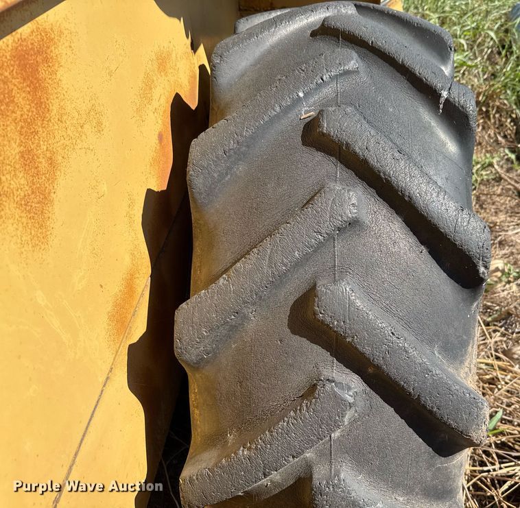 image for item EJ3086 Sakai SV70T single drum vibratory roller