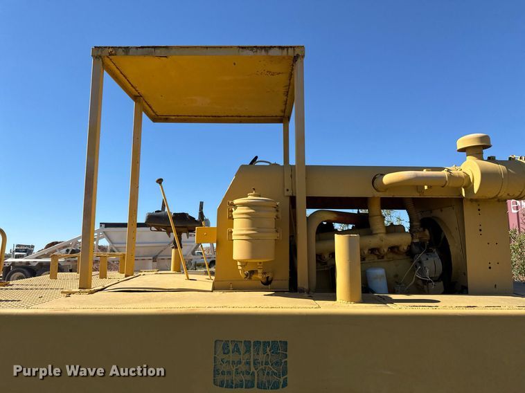 image for item EJ3087 Pneumatic roller