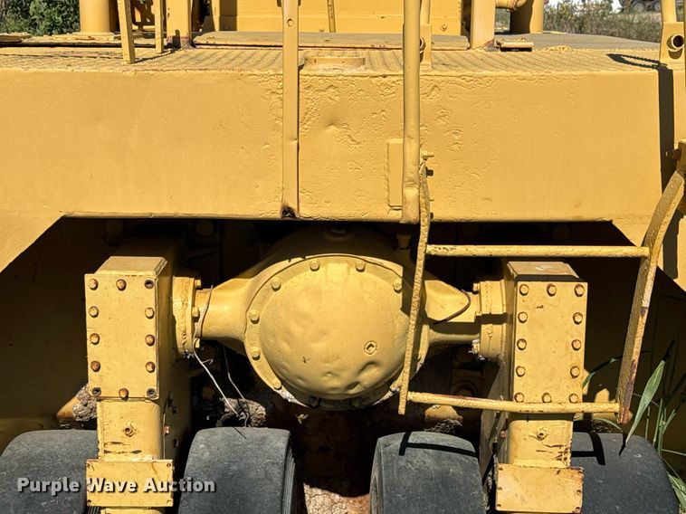 image for item EJ3087 Pneumatic roller