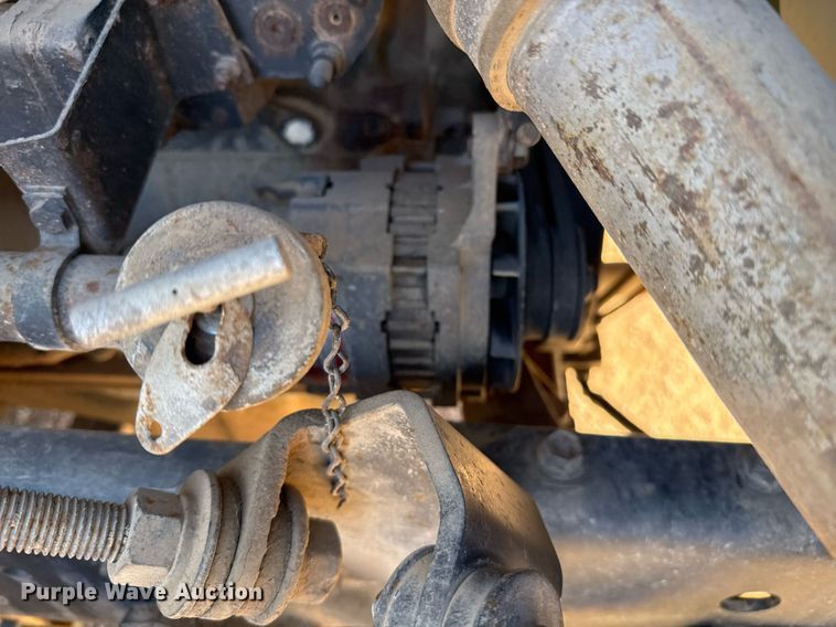 image for item EJ3088 1994 International  8200 tank truck