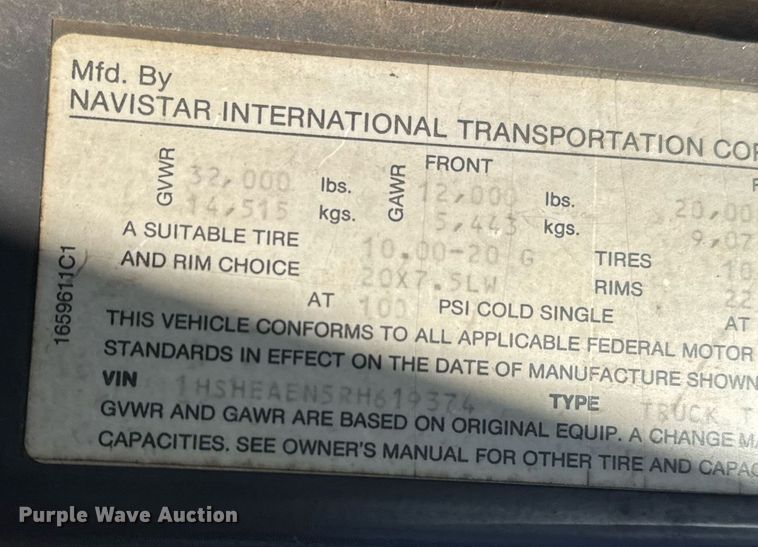 image for item EJ3088 1994 International  8200 tank truck