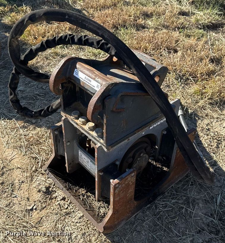 image for item EJ3089 Bobcat PCF34 Vibratory Compactor