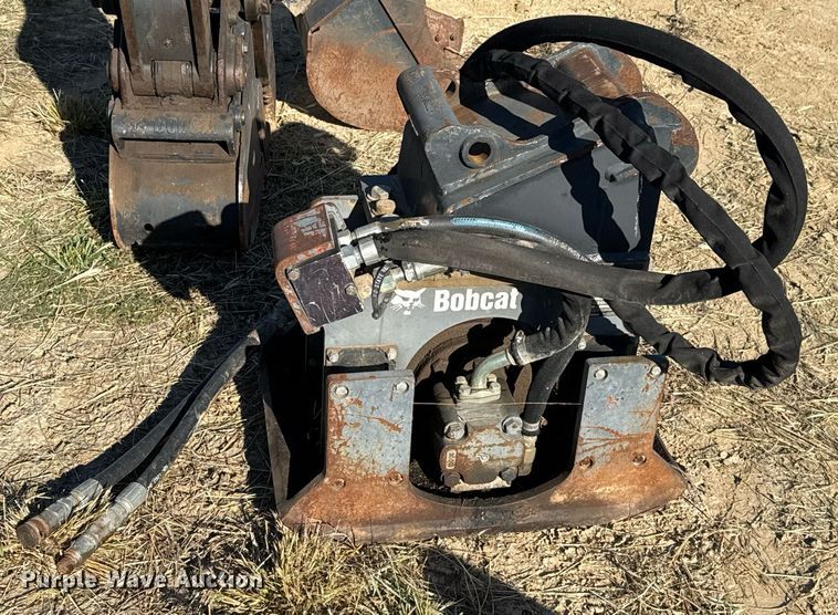 image for item EJ3089 Bobcat PCF34 Vibratory Compactor