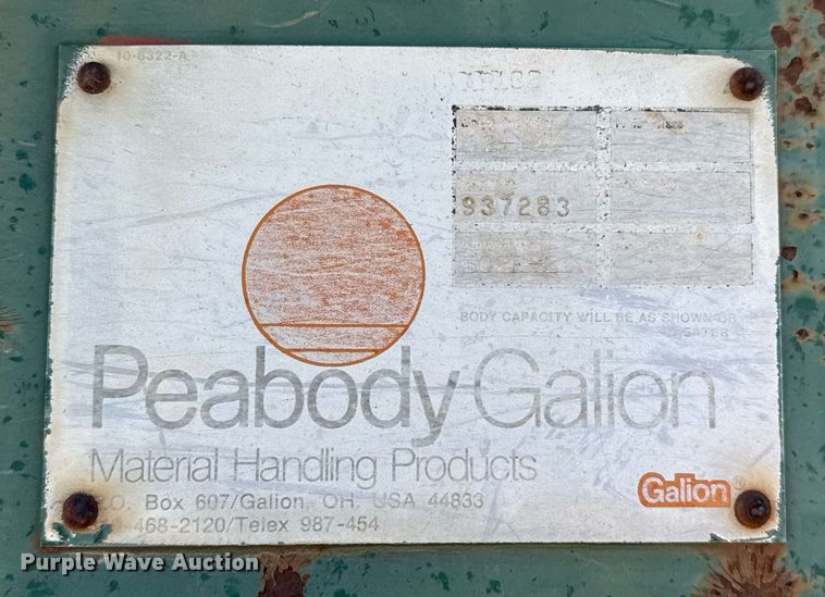 image for item EJ3090 1991 Ford F900 dump truck