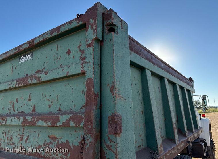 image for item EJ3090 1991 Ford F900 dump truck