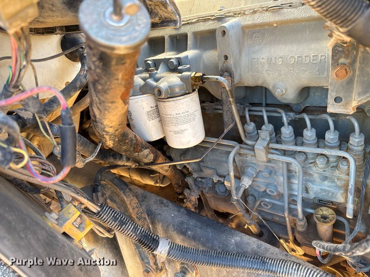 image for item EJ3090 1991 Ford F900 dump truck