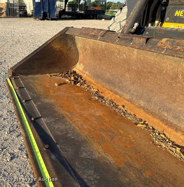 image for item EJ3092 2016 New Holland L228 skid steer loader