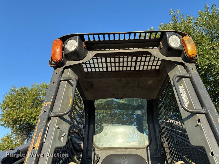 image for item EJ3092 2016 New Holland L228 skid steer loader