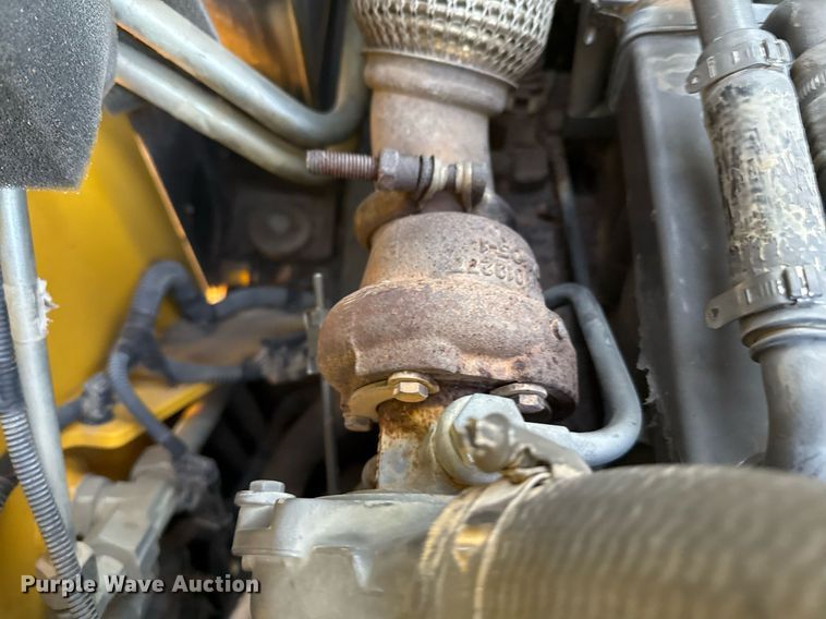 image for item EJ3092 2016 New Holland L228 skid steer loader