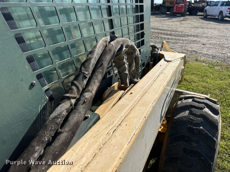 image for item EJ4858 2005 Gehl 7810 skid steer loader