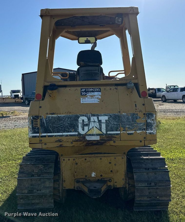 image for item EJ4859 2004 Caterpillar  D4G XL dozer