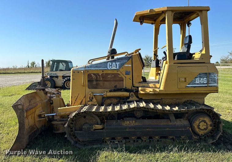 image for item EJ4859 2004 Caterpillar  D4G XL dozer
