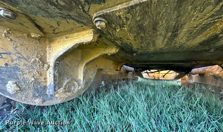 image for item EJ4859 2004 Caterpillar  D4G XL dozer