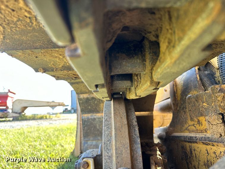 image for item EJ4859 2004 Caterpillar  D4G XL dozer