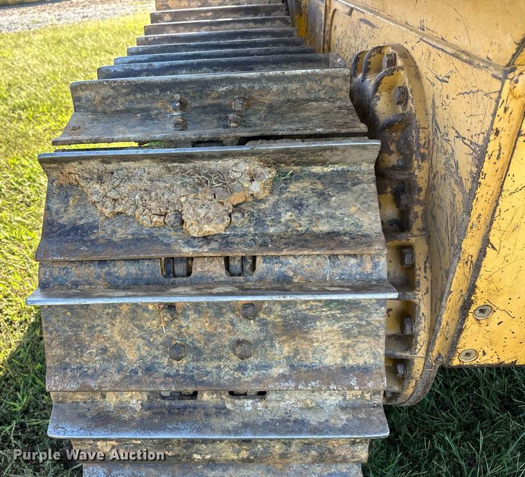 image for item EJ4859 2004 Caterpillar  D4G XL dozer