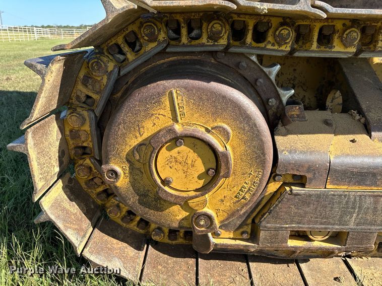 image for item EJ4859 2004 Caterpillar  D4G XL dozer