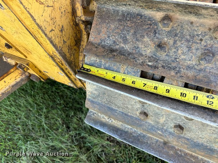 image for item EJ4859 2004 Caterpillar  D4G XL dozer