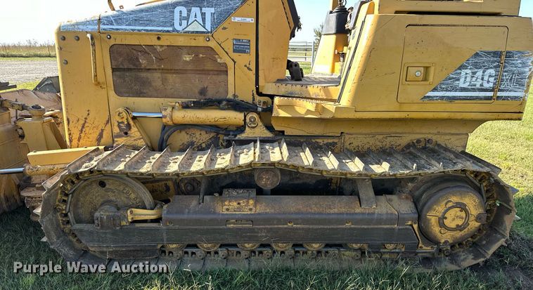 image for item EJ4859 2004 Caterpillar  D4G XL dozer