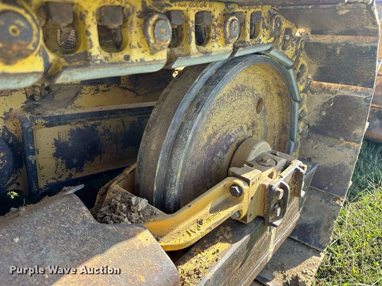 image for item EJ4859 2004 Caterpillar  D4G XL dozer