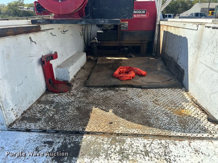 image for item EJ4864 2011 Ford F450 Super Duty XL utility / service truck