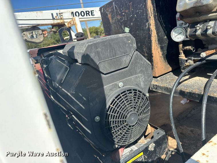 image for item EJ4864 2011 Ford F450 Super Duty XL utility / service truck