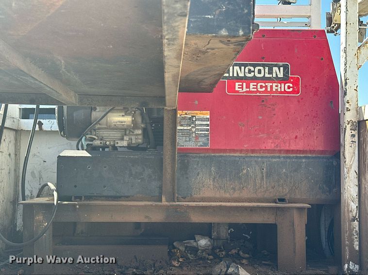 image for item EJ4864 2011 Ford F450 Super Duty XL utility / service truck