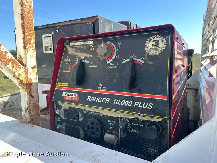 image for item EJ4864 2011 Ford F450 Super Duty XL utility / service truck