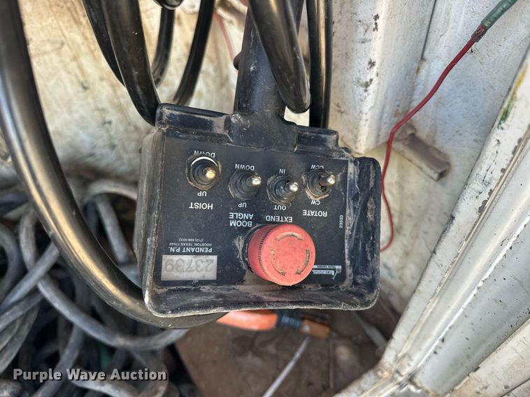 image for item EJ4864 2011 Ford F450 Super Duty XL utility / service truck