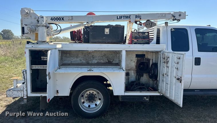 image for item EJ4864 2011 Ford F450 Super Duty XL utility / service truck