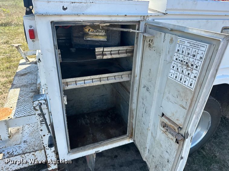 image for item EJ4864 2011 Ford F450 Super Duty XL utility / service truck