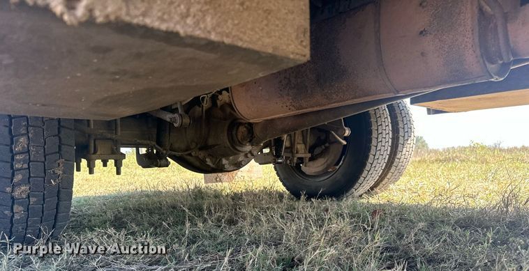 image for item EJ4864 2011 Ford F450 Super Duty XL utility / service truck