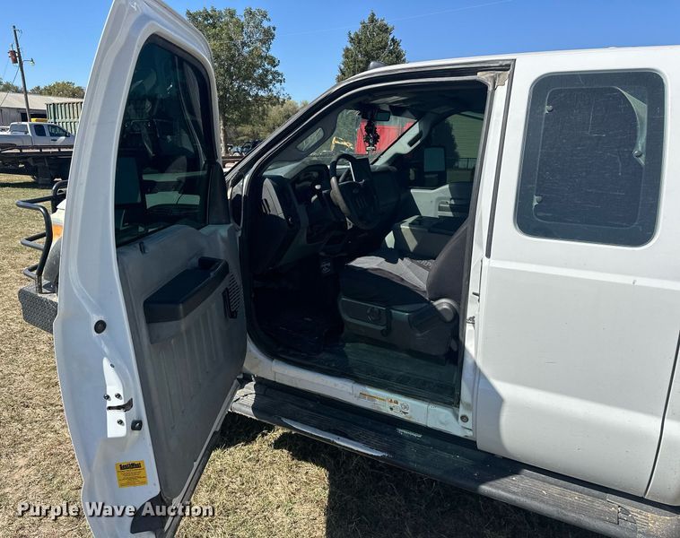 image for item EJ4864 2011 Ford F450 Super Duty XL utility / service truck