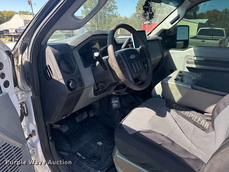 image for item EJ4864 2011 Ford F450 Super Duty XL utility / service truck