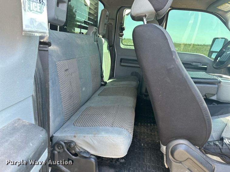 image for item EJ4864 2011 Ford F450 Super Duty XL utility / service truck