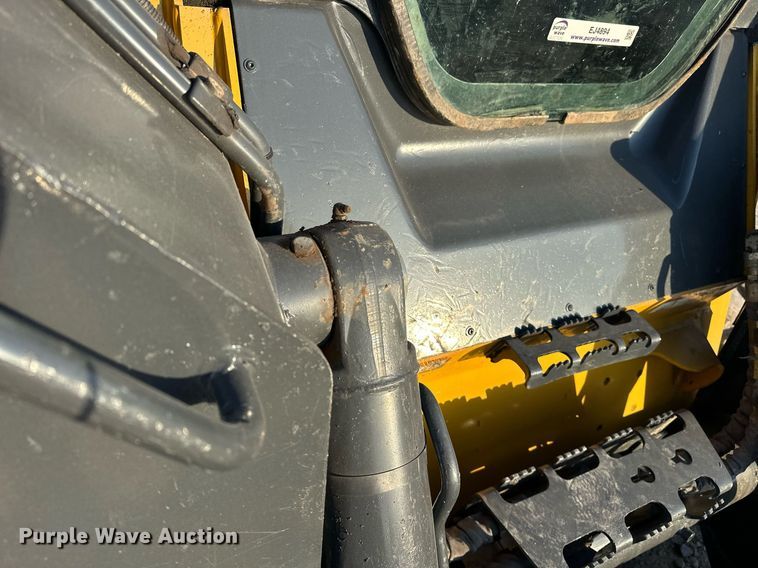 image for item EJ4894 2020 John Deere 333G tracked skid steer loader