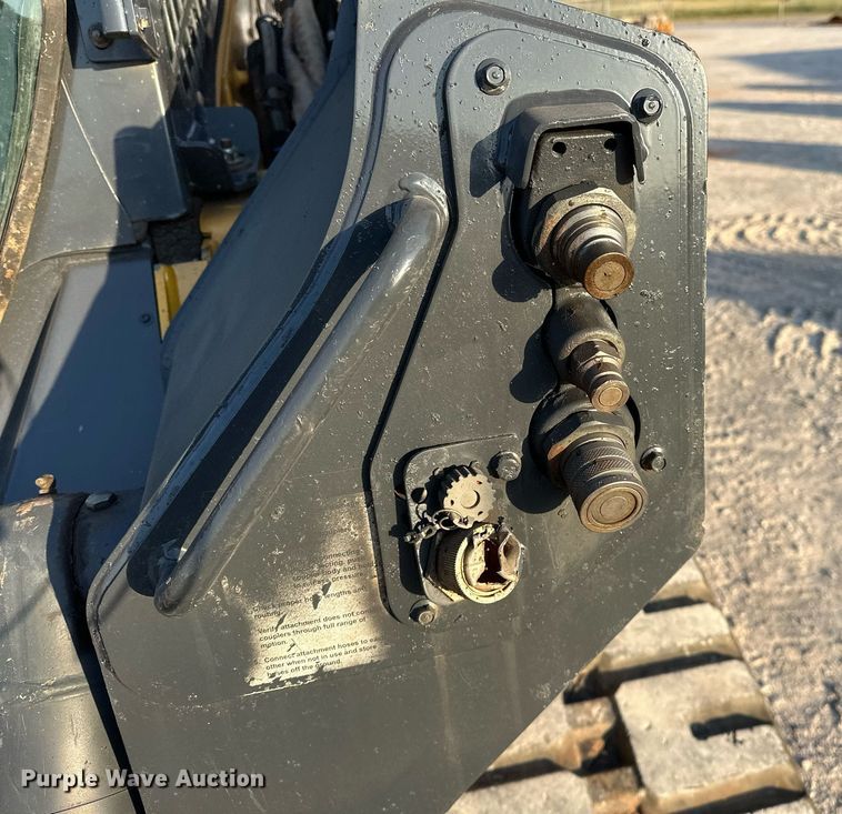 image for item EJ4894 2020 John Deere 333G tracked skid steer loader